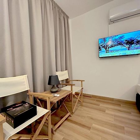 Queen Regina Suites By Platform 357 Nicosia Exterior photo