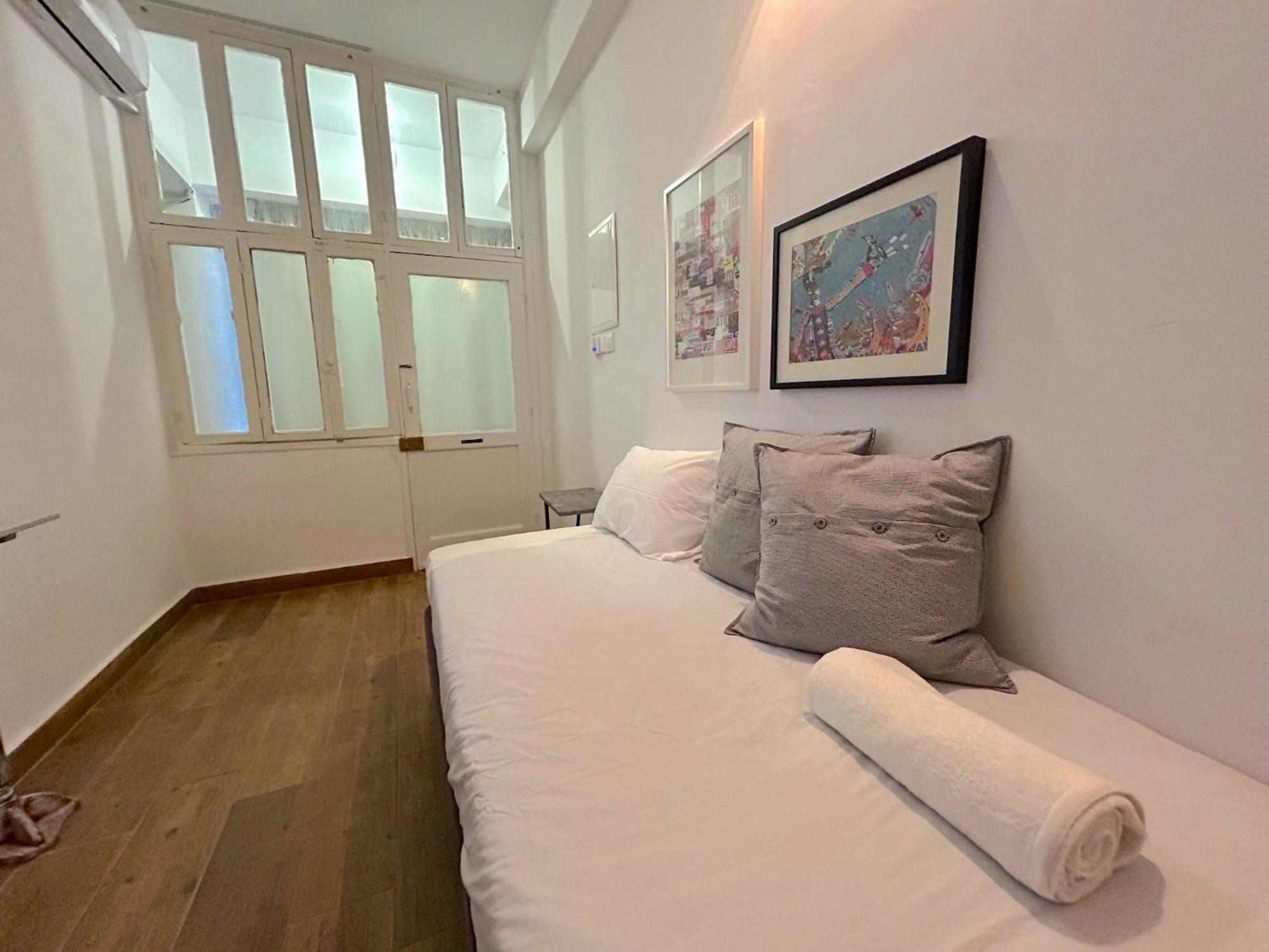 Queen Regina Suites By Platform 357 Nicosia Exterior photo